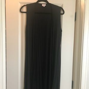 💥SOLD LuLaRoe small black joy vest
